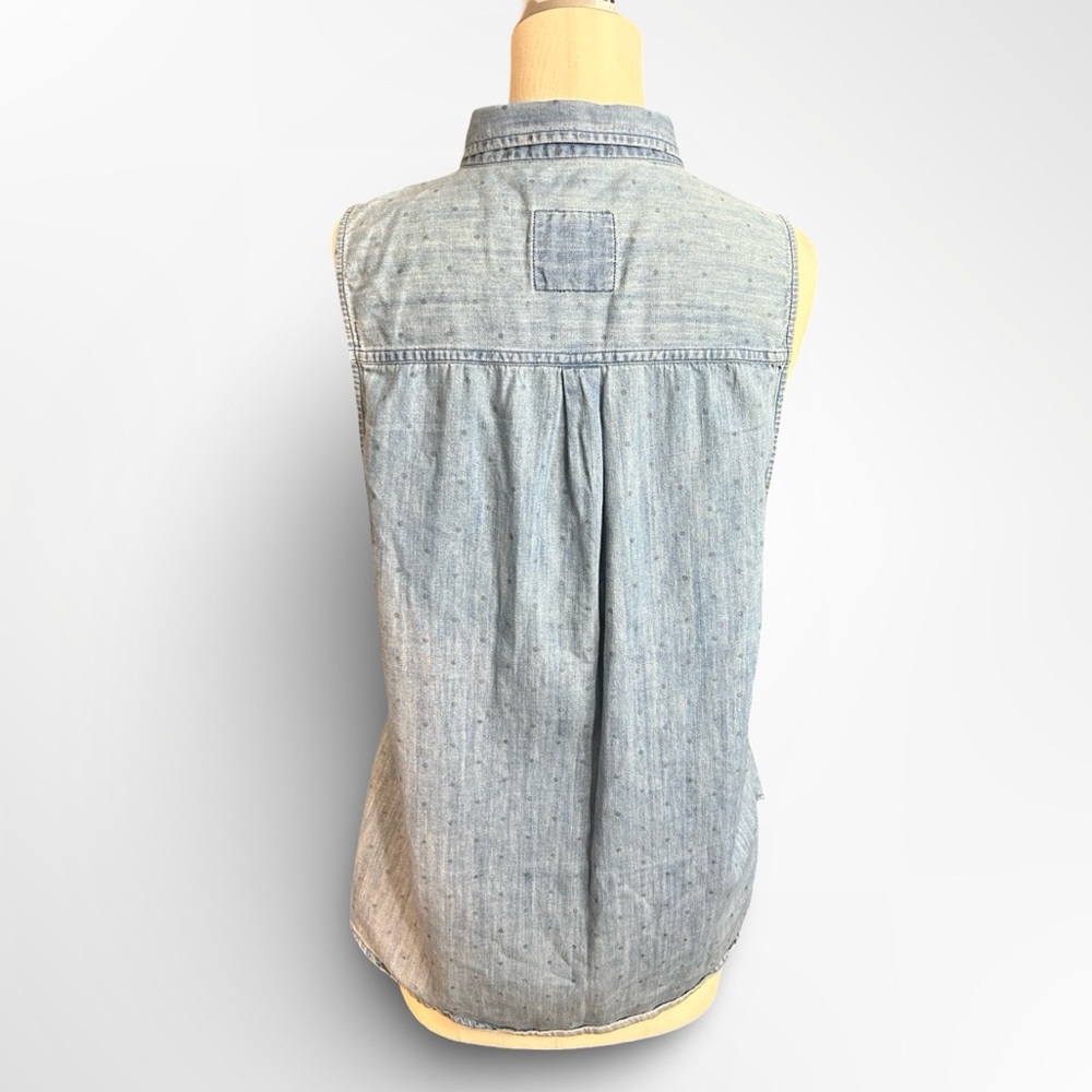 Abercrombie & Fitch sleeveless chambray button down shirt women's size large - Picture 3 of 6